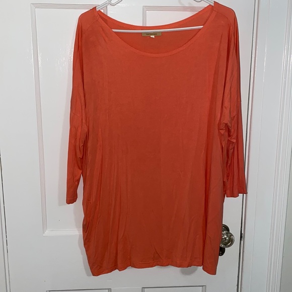 Peach/pink Piko 3/4 sleeve top - Picture 1 of 3